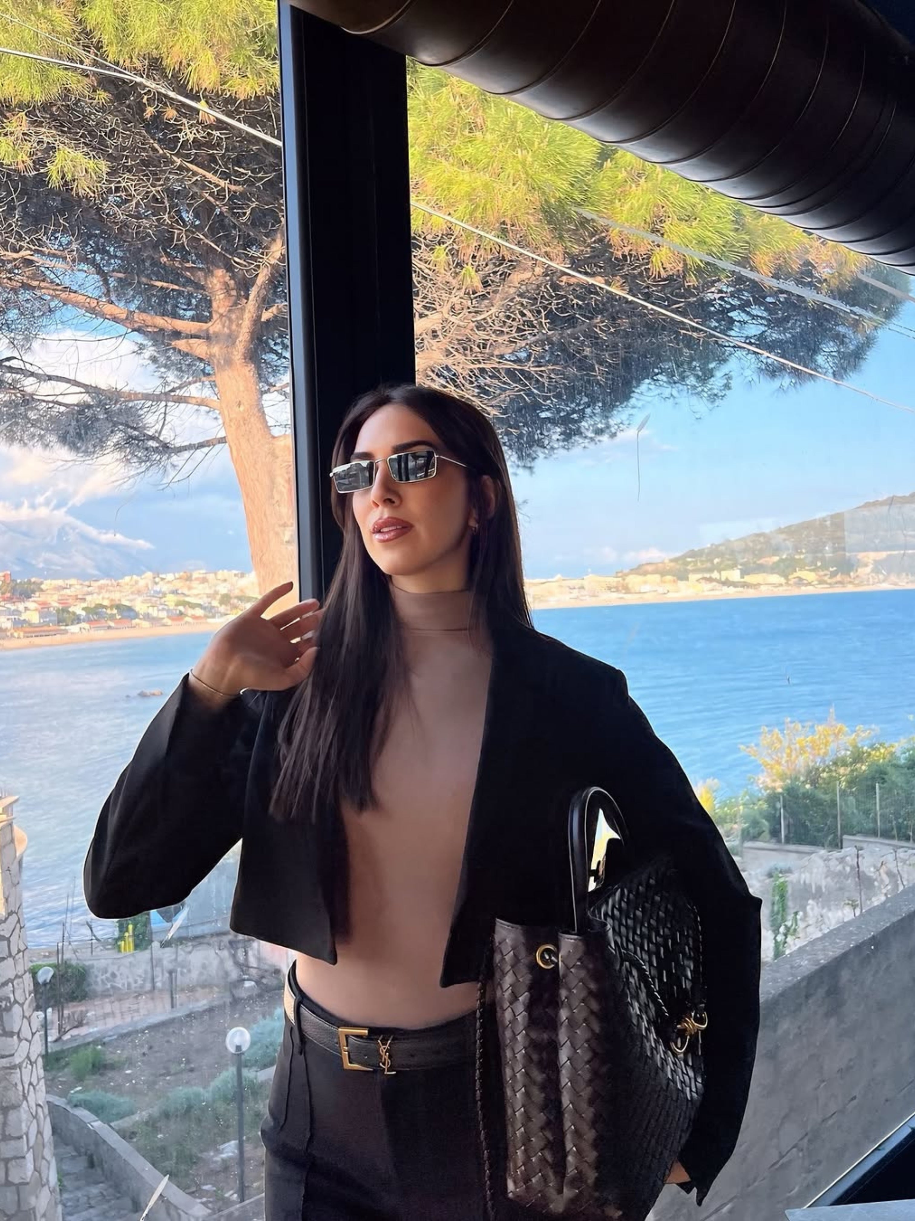 Vivienne | Nadčasová oversized tkaná kabelka