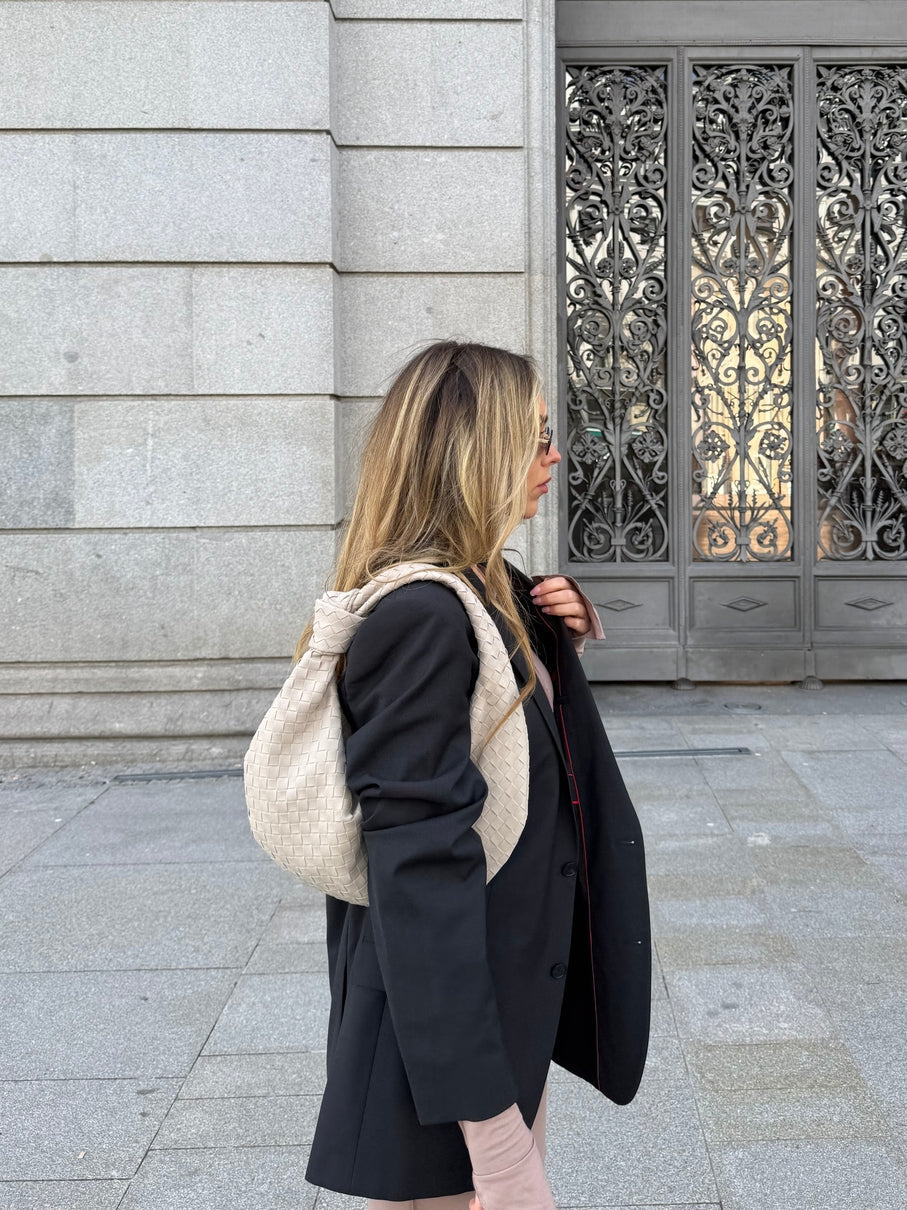 Celeste | Stredná semišová taška s pleteným uzlovým detailom