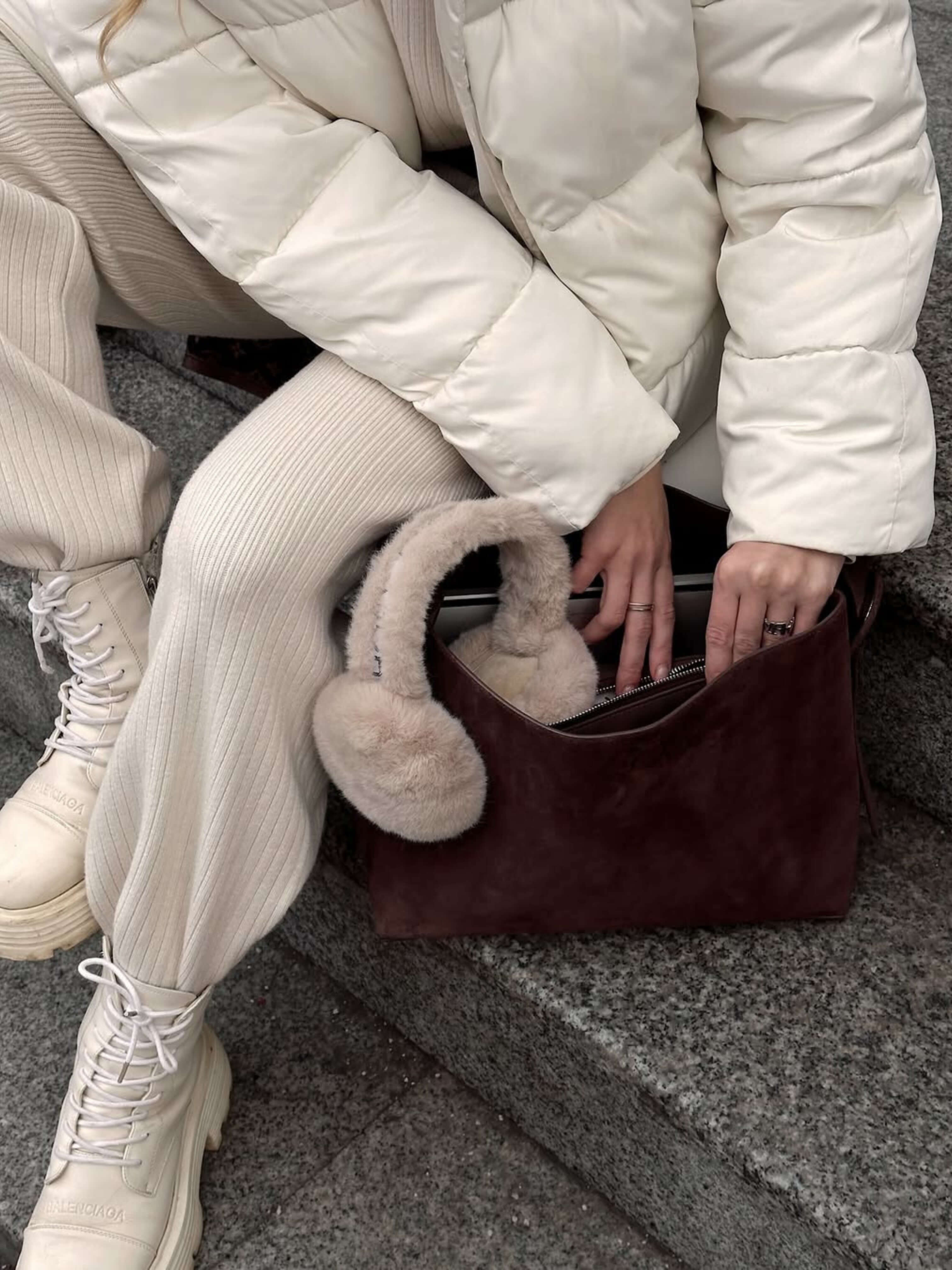 Brianna | Viacúčelová nastaviteľná crossbody kabelka