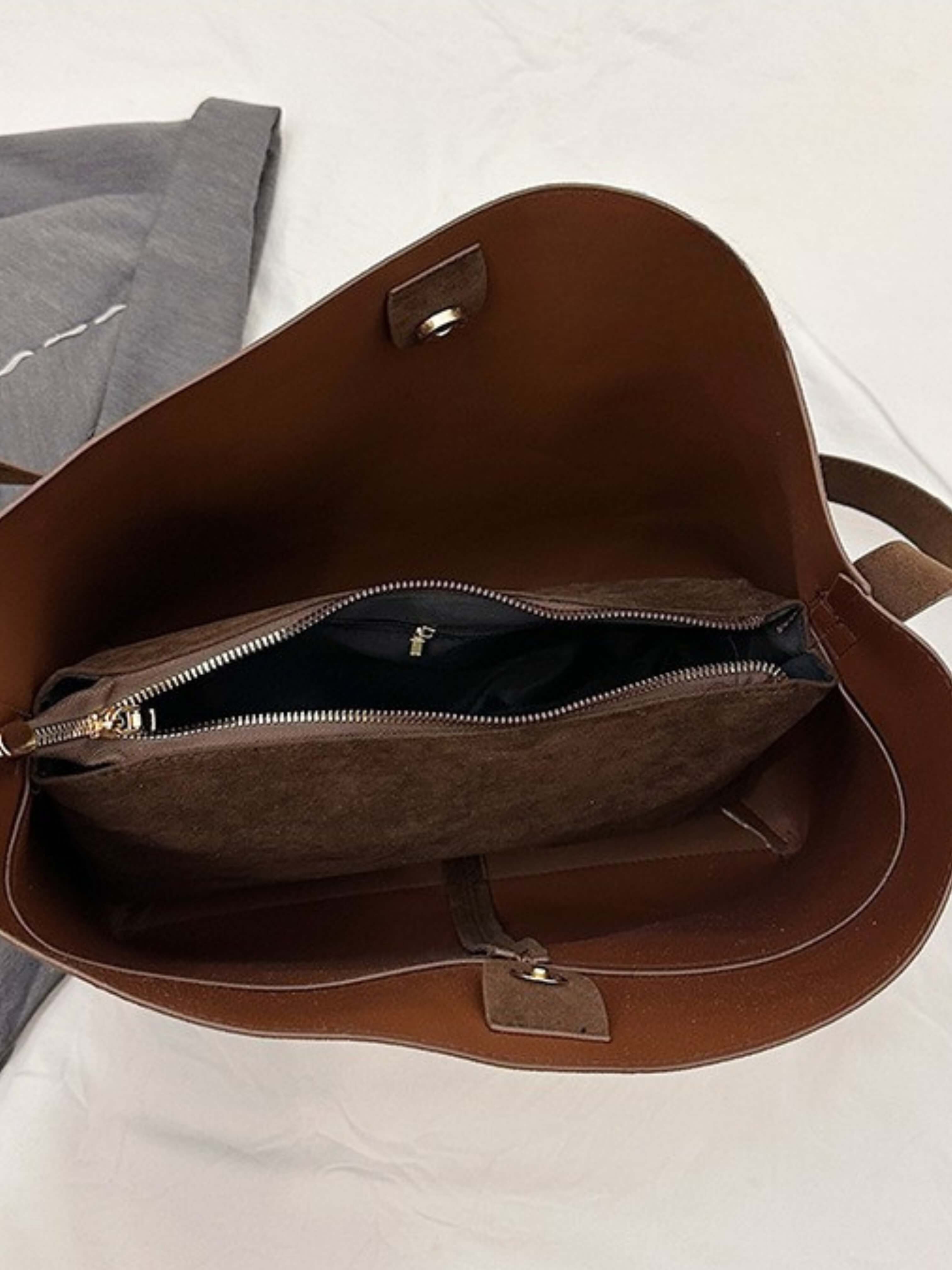 Brianna | Viacúčelová nastaviteľná crossbody kabelka