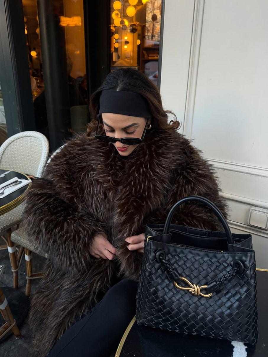 Eloise | Kompaktná tkaná kabelka s textúrovaným povrchom