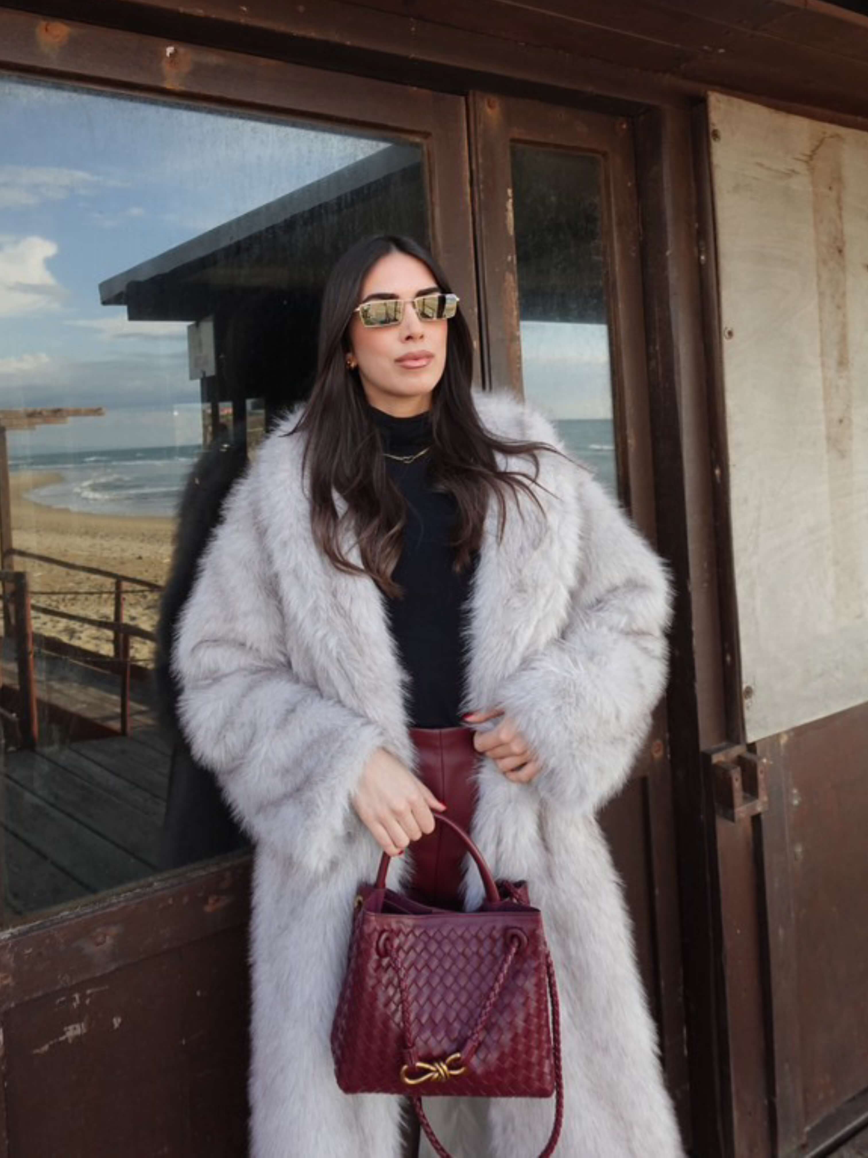 Eloise | Kompaktná tkaná kabelka s textúrovaným povrchom