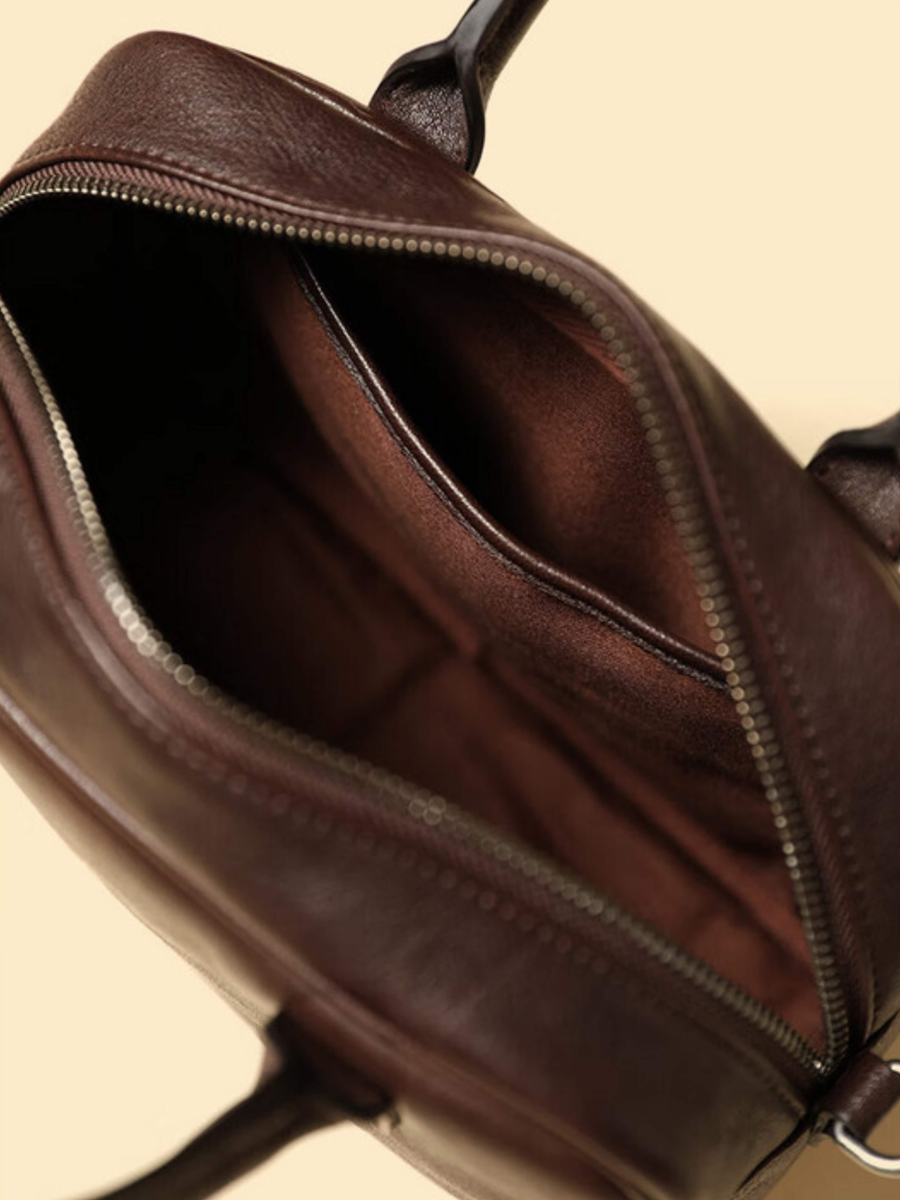 Eliza | Elegantná štvorec kabelka so zipsom