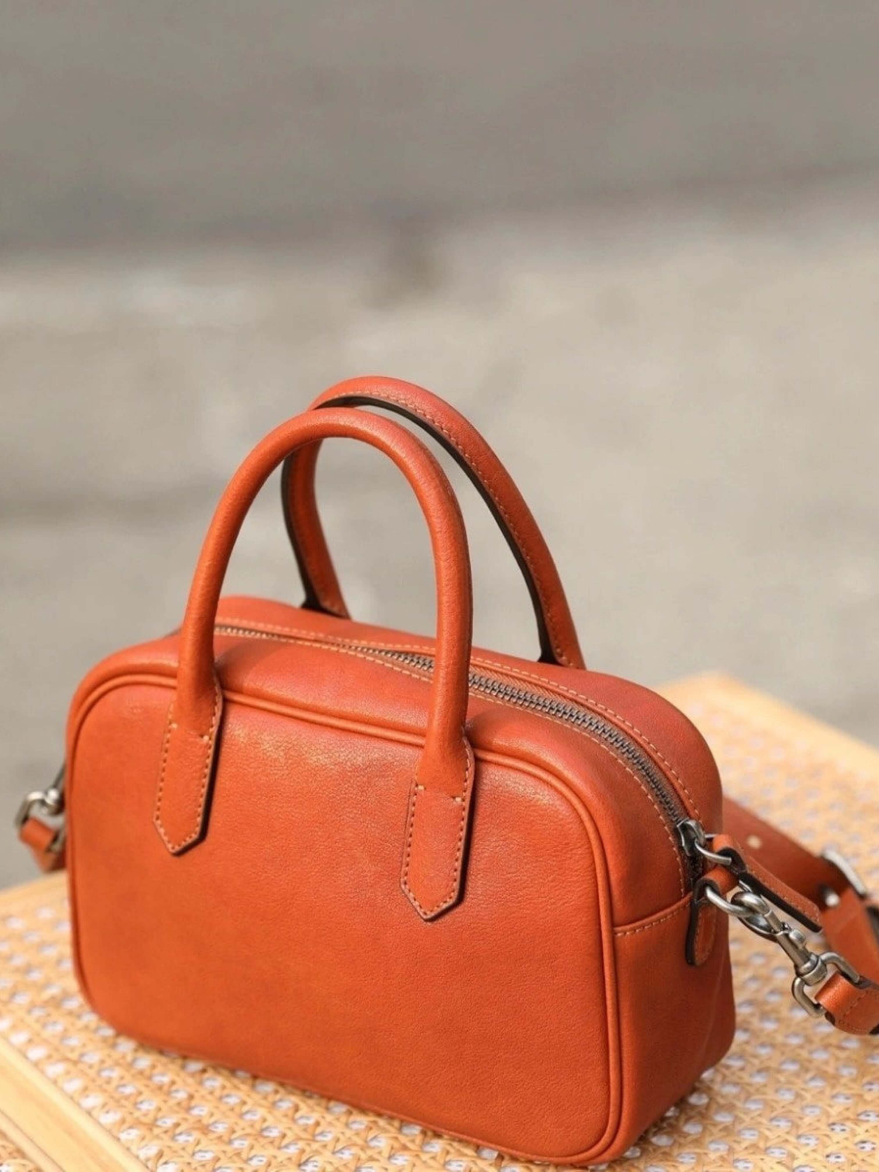 Eliza | Elegantná štvorec kabelka so zipsom