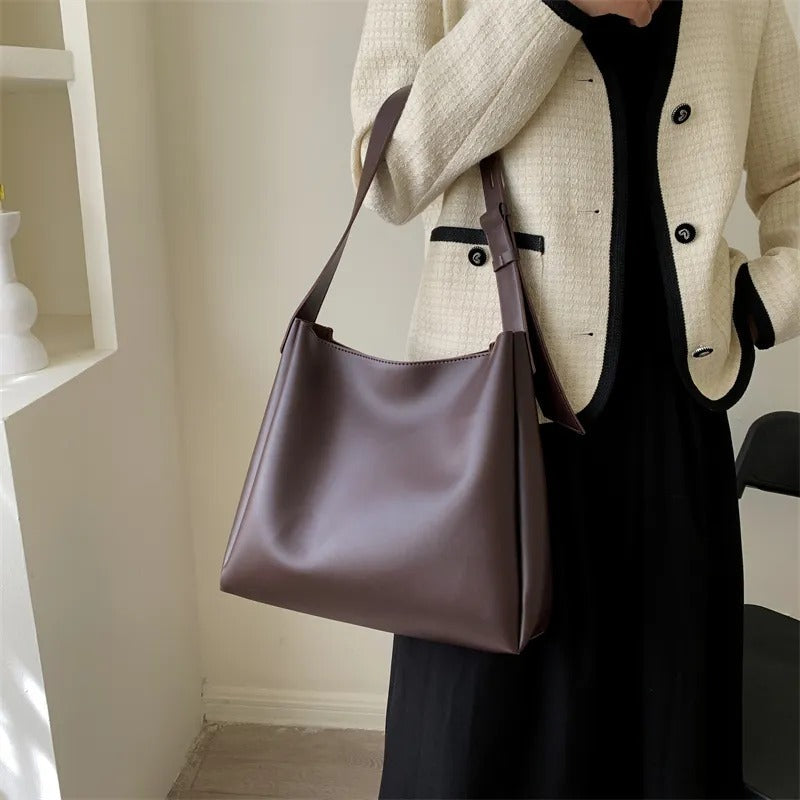 Zara - Priestranná Dámska Taška