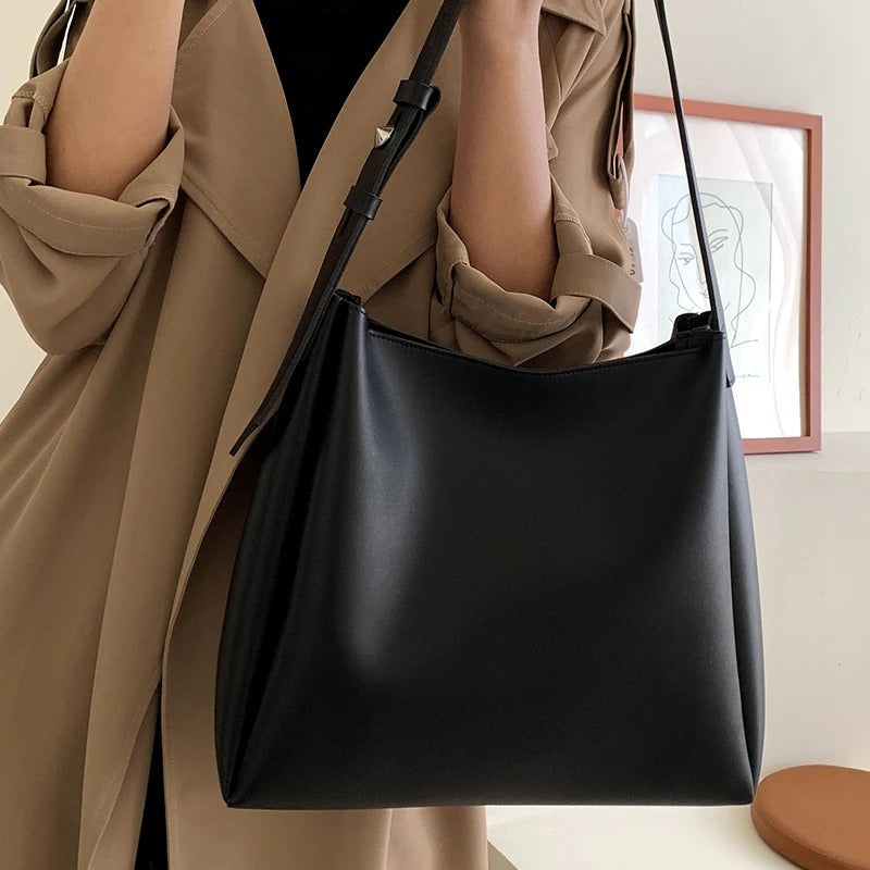 Zara - Priestranná Dámska Taška