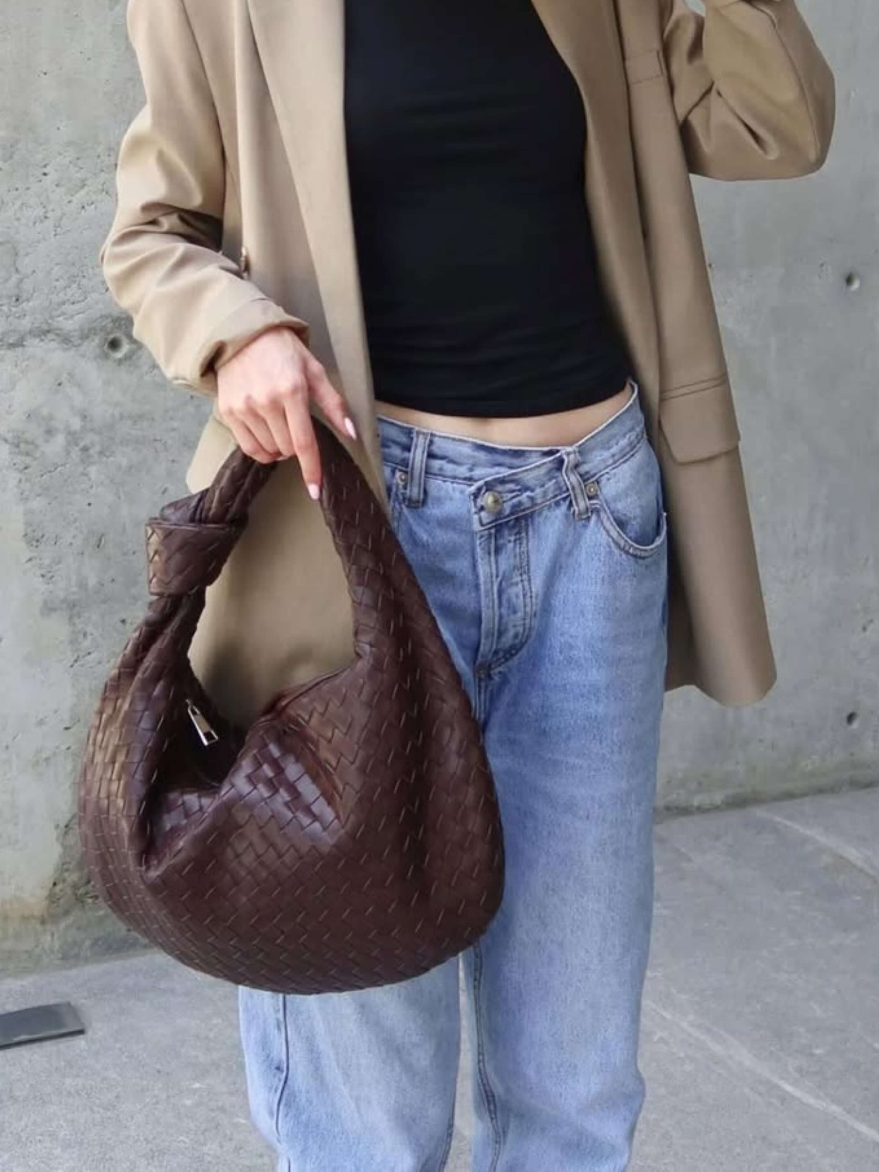 Giselle | Stredná kabelka cez rameno s pleteným uzlom