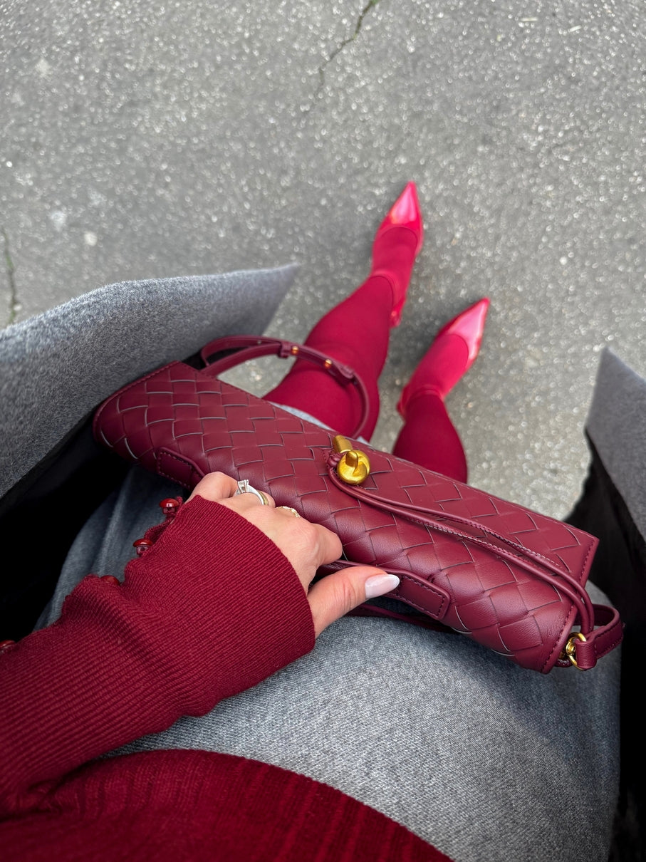 Camila | Elegantná tkaná kabelka s štíhlym dizajnom