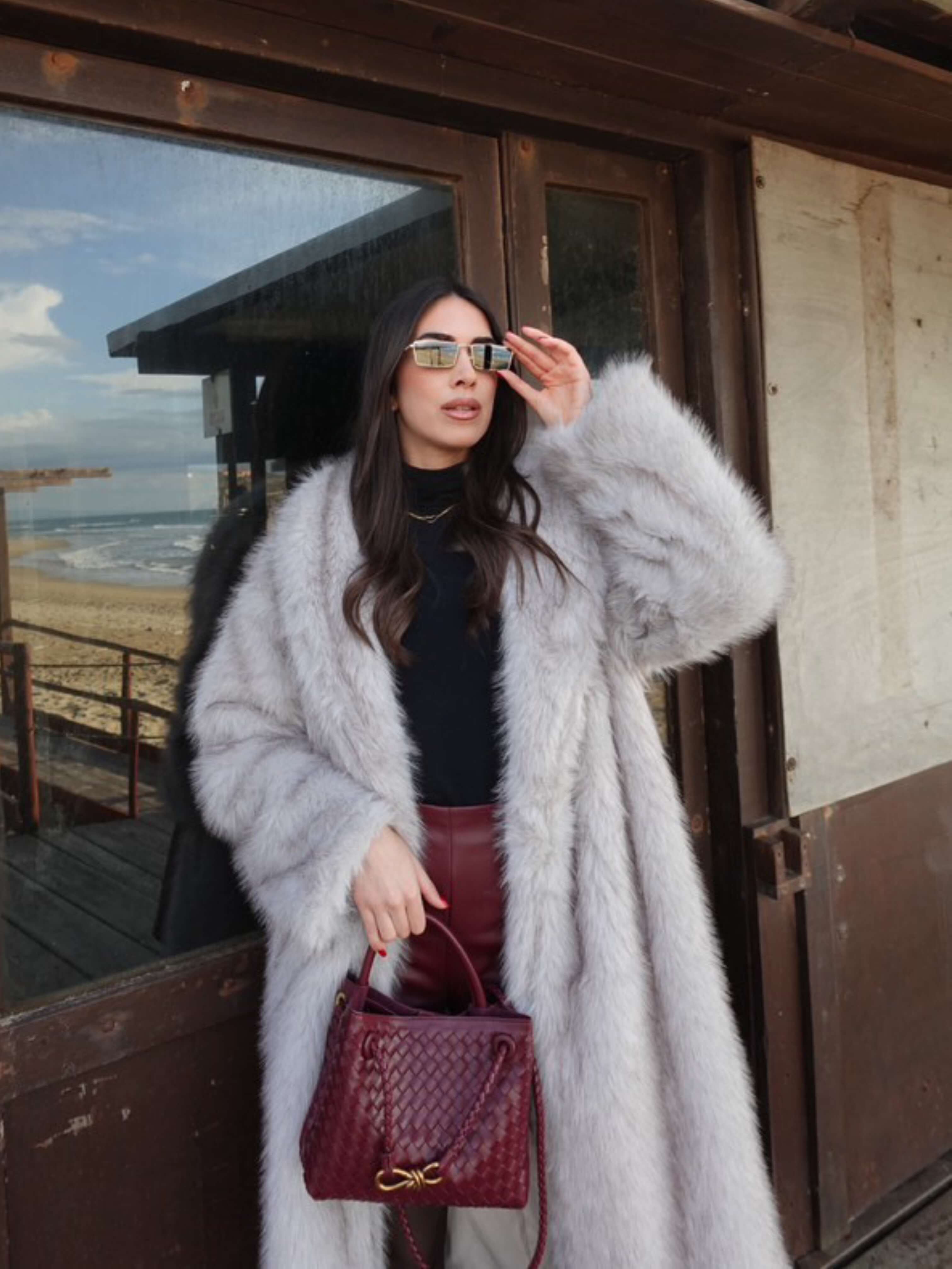 Eloise | Kompaktná tkaná kabelka s textúrovaným povrchom