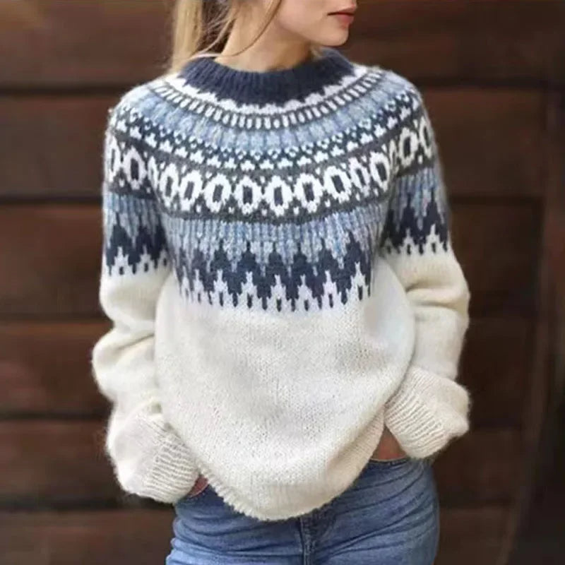 Maecey | Retro Island Sweater