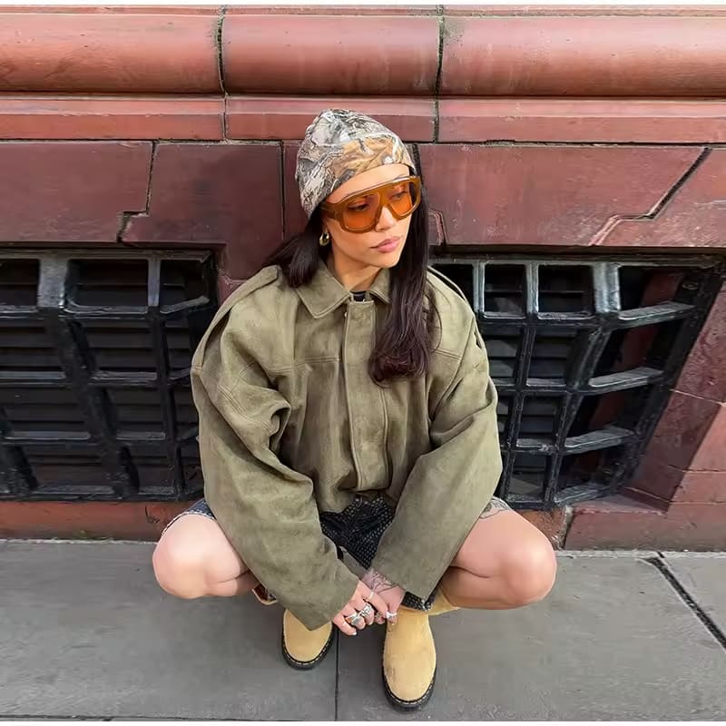 Quintine™ – Luxusná semišová bomber bunda pre nadčasovú eleganciu